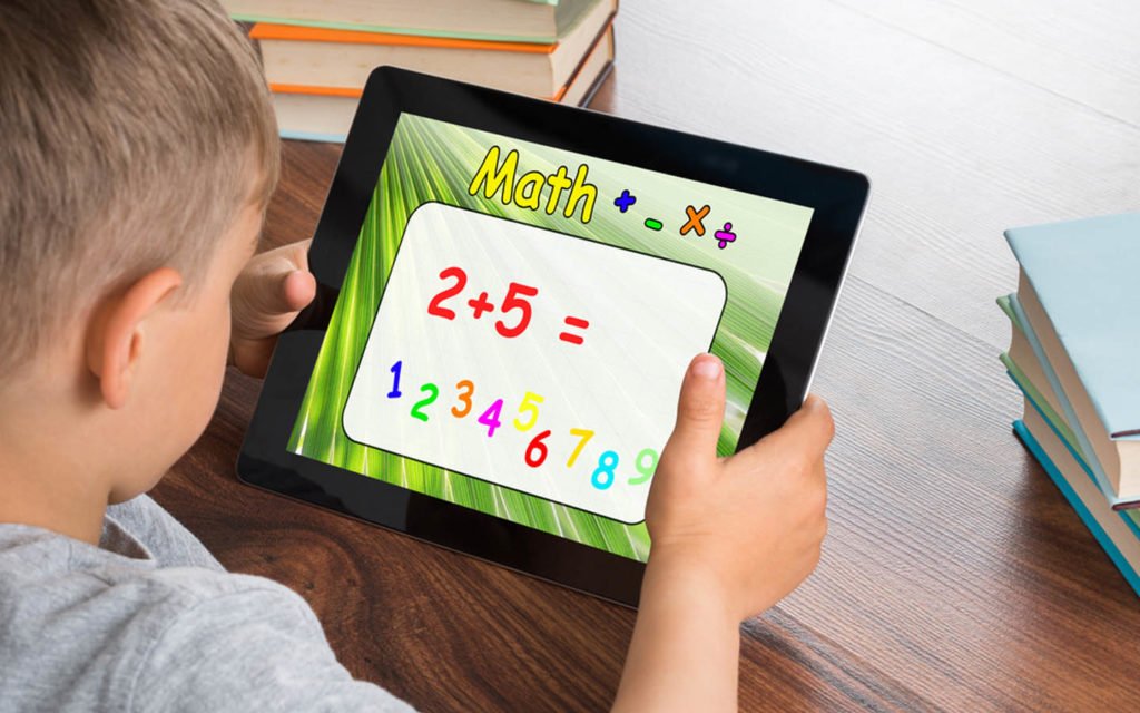 توفير دروس تعليمية للأطفال